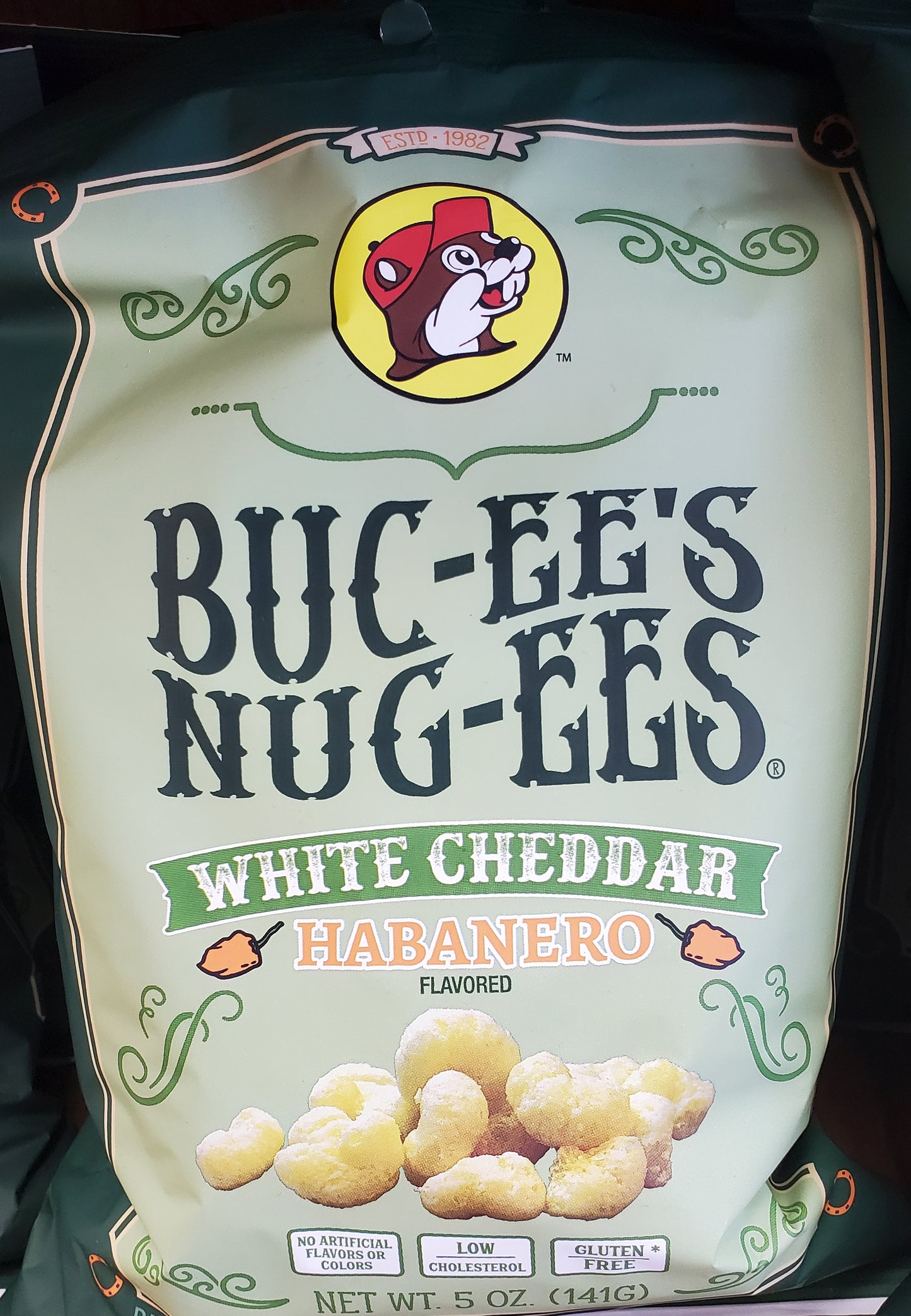 Buc-ee's White Cheddar Nug-ees (HABANERO STYLE) 5oz